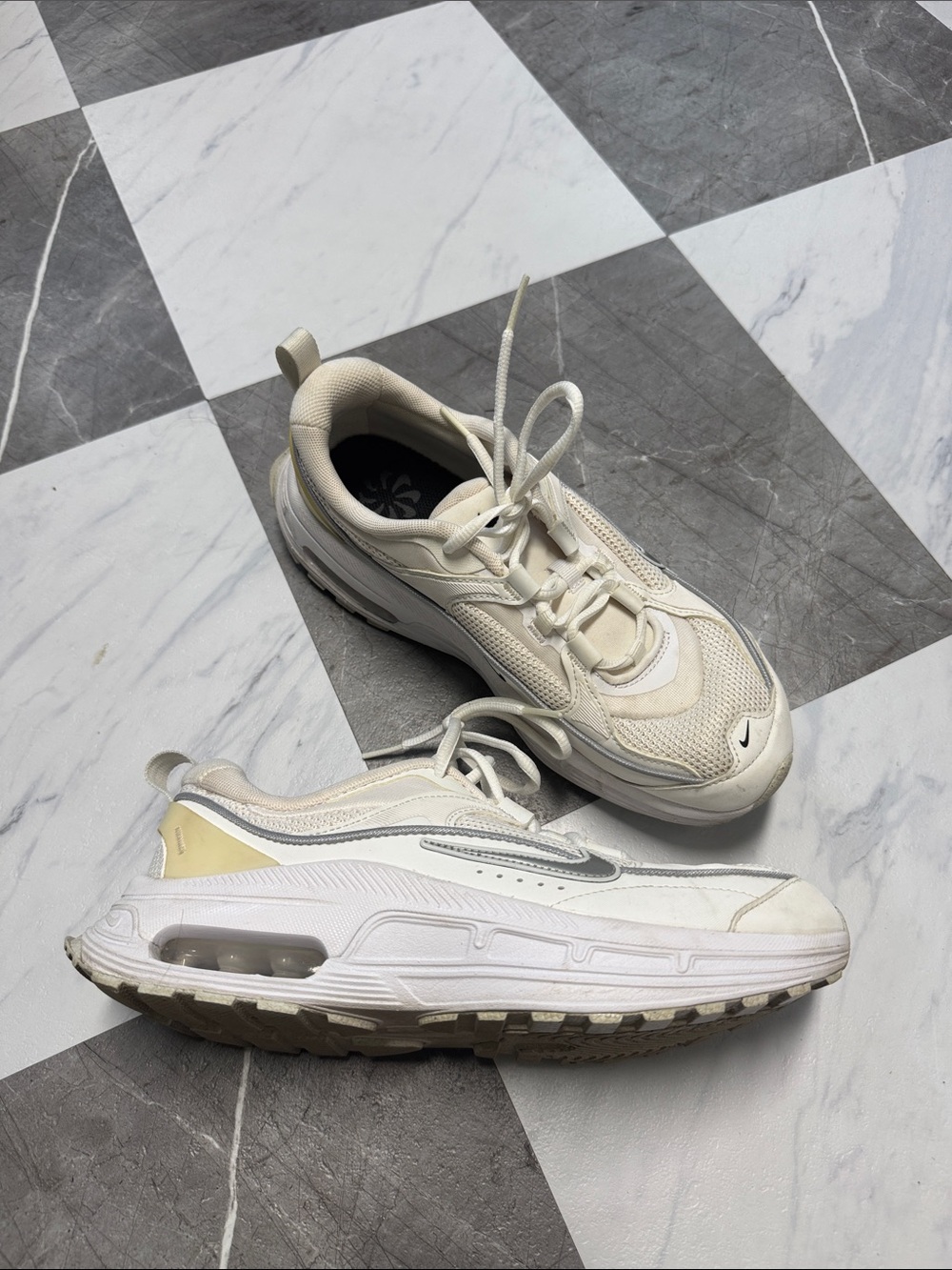 Nike Air Max Bliss Cream and White Athletic Sneakers with Air Cushion